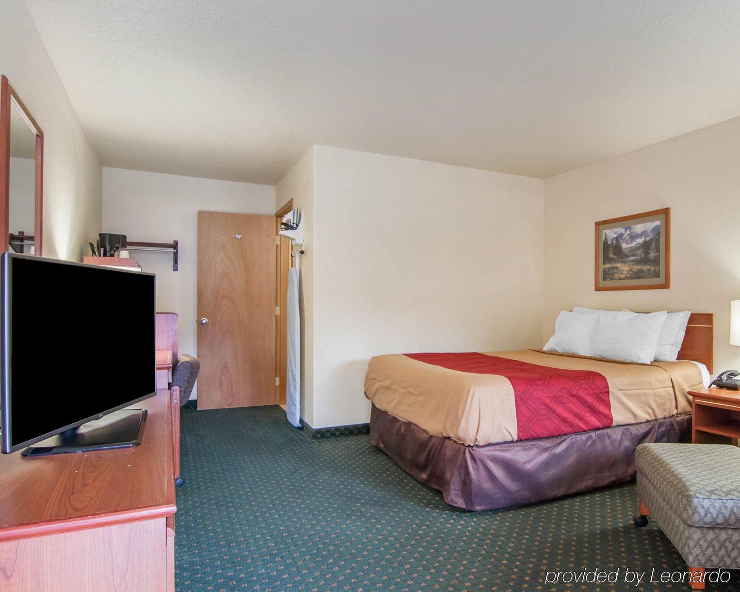 Econo Lodge City Center Portland Exterior photo